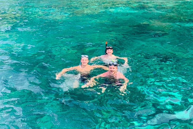 All-in Phi Phi, Maiton, MayaBay, Khai, Bamboo islands Tour - Khai Nai and Pileh Bay: crystal water and the “photo plus swim” mix