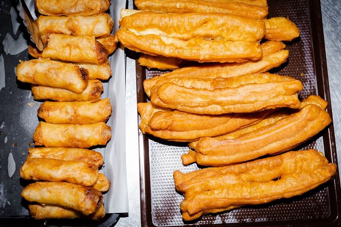 Baba Tastes Phuket Food Tour with 15+ Tastings - Start near San Chao Jui Tui, then get your bearings