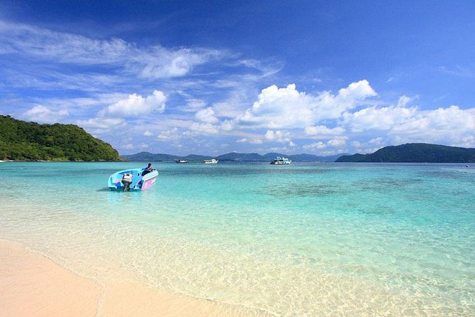 Coral Island Snorkeling Tour By Speedboat From Phuket - Gear, Lunch, and Comfort: The Stuff That Makes or Breaks a Beach Day