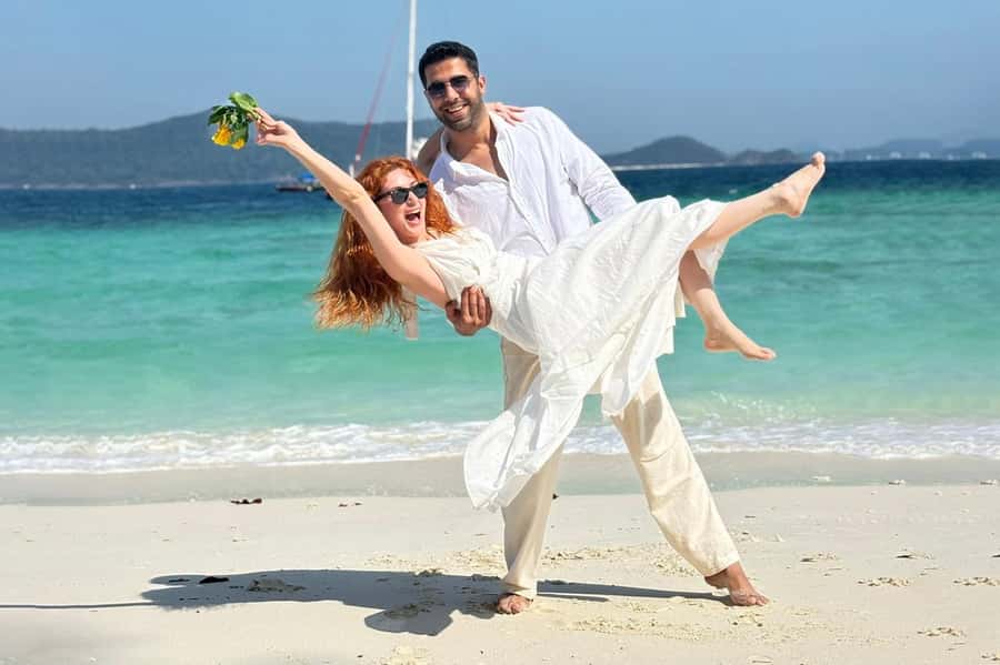 From Phuket: Coral Island Kahung Beach Speedboat Trip - Sea sports options on Coral Island, choose your level