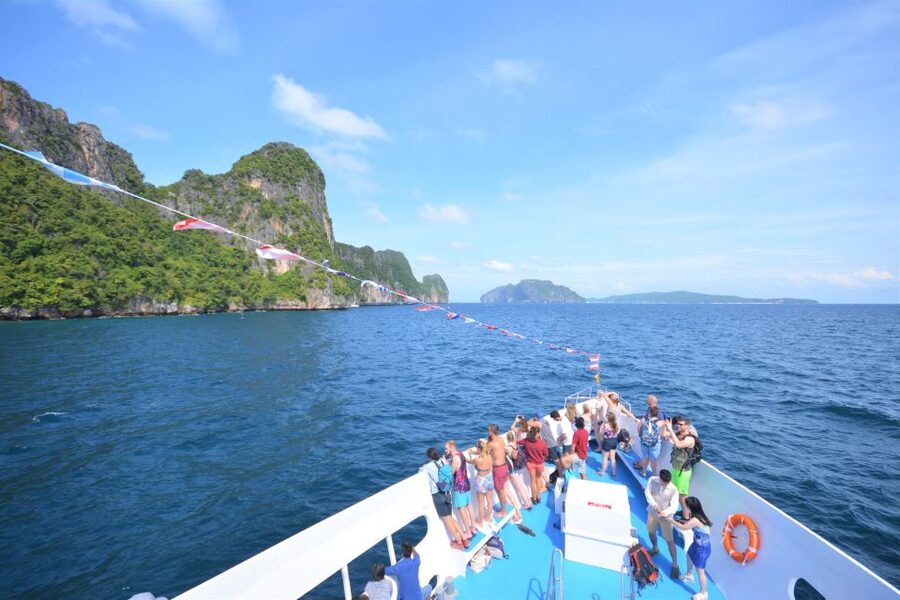 From Phuket: Snorkeling Ferry Cruise to Phi Phi Islands - Lunch by the Sea: Buffet Value, Including Vegetarian Options