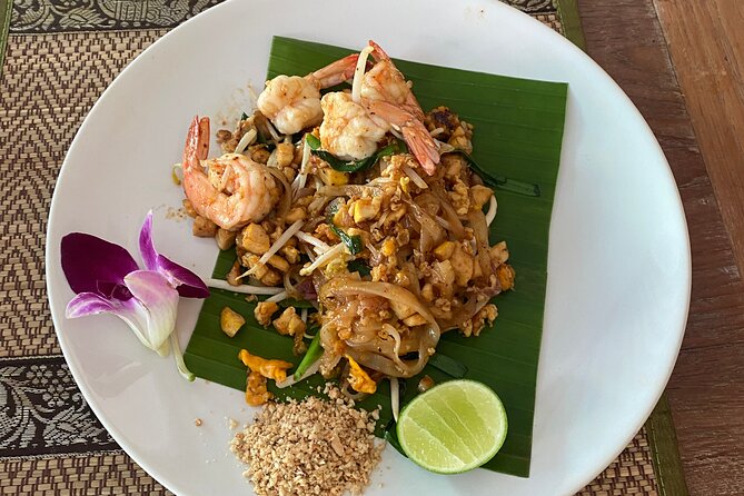 Half day Thai cooking Class + Market tour+Garden tour - How the half-day Thai cooking class in Phuket actually flows