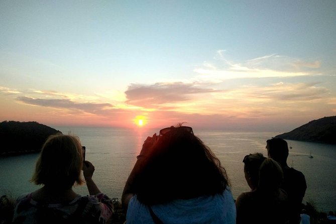 Iconic Sunset Safari with Monkey Hill & Street Food Experience - Key Highlights to Expect