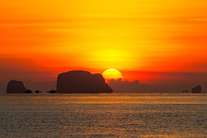 James Bond Island and Phang Nga Bay Sunset Romantic Trip By Phuket Seahorse Tour - The Phang Nga Bay day that aims for the good light