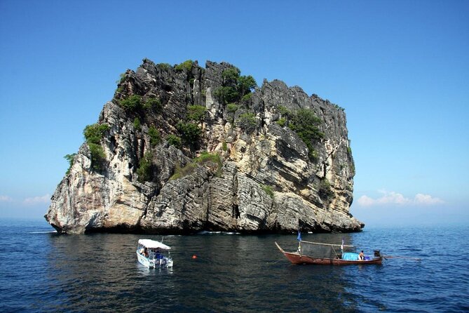 Koh Rok and Koh Ha Private Boat Tour - Why Koh Rok and Koh Haa feel different from the Similan routine