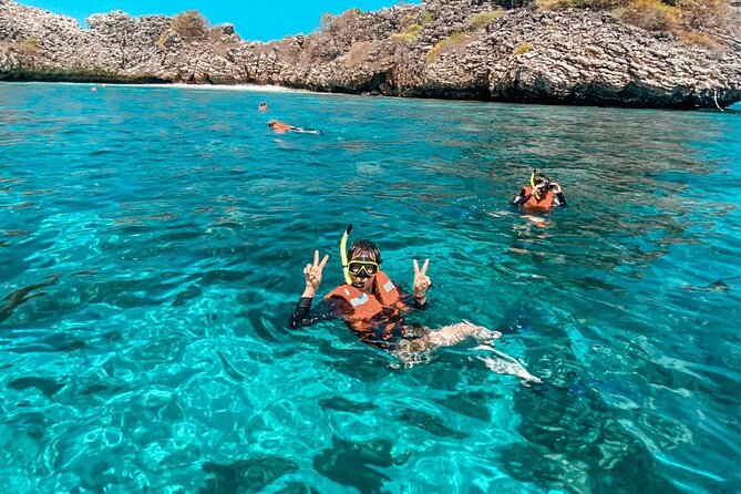 Koh Rok and Koh Ha Private Boat Tour - Private speedboat day flow, pickup, and your first stop at 5 Star Marine