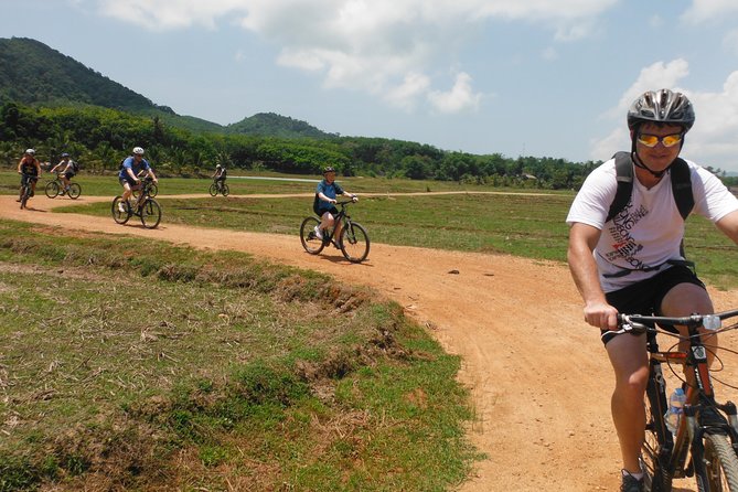 Koh Yao Noi Full Day Tour with Bike Ride & Lunch - Lunch and beach time: what you get and how weather affects it