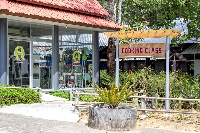 Nang Yam Thai Cooking Experience Full Day Tour, Museum & Samet Nangshe Viewpoint - Key things to know before you go