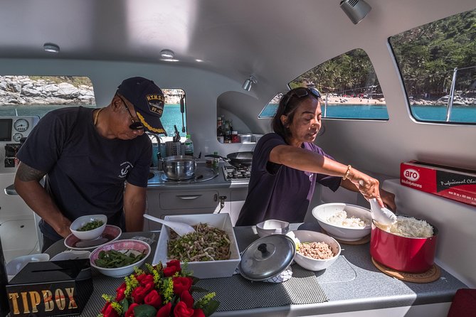 New Power catamaran for Phang Nga and Phi Phi island excursions - Phi Phi Islands plan: Monkey Beach and Monkey Bay swim time