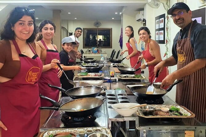 Organic Thai cooking class - Teaching Style and Small-Group Attention