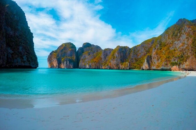Phi Phi Islands Adventure Day Trip w/ Seaview Lunch by V. Marine - Pileh Lagoon: emerald water in a cliff-walled setting