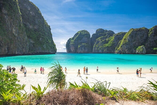 Phi Phi Islands and Khai Island by Premium Speed Catamaran - Phi Phi Don: lunch, local streets, and reset time