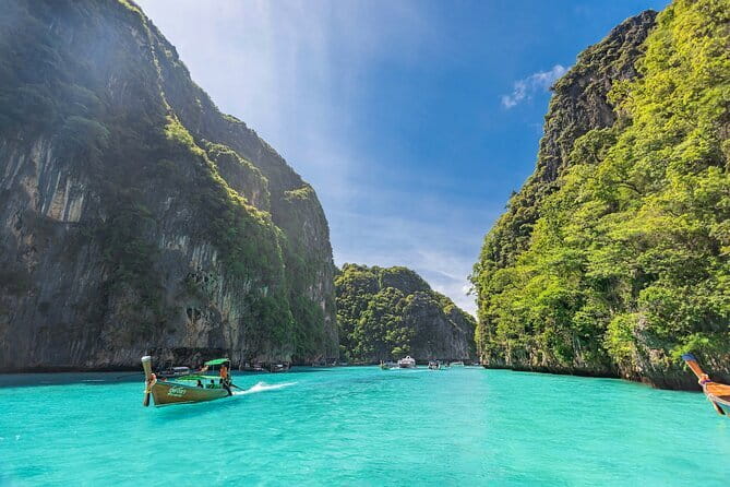 Phi Phi Islands and Khai Island by Premium Speed Catamaran - Speed catamaran reality: comfort, timing, and group size