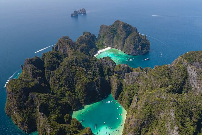Phi Phi + James Bond islands Full day - Combo - Why This Combo Tour Works If You Have Limited Time in Phuket