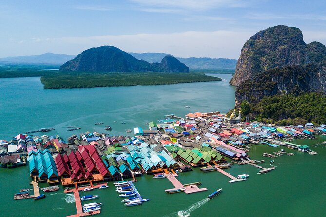 Phi Phi + James Bond islands Full day - Combo - Hongs of Phang Nga: Kayak Through Limestone and Then Hang on the Sand