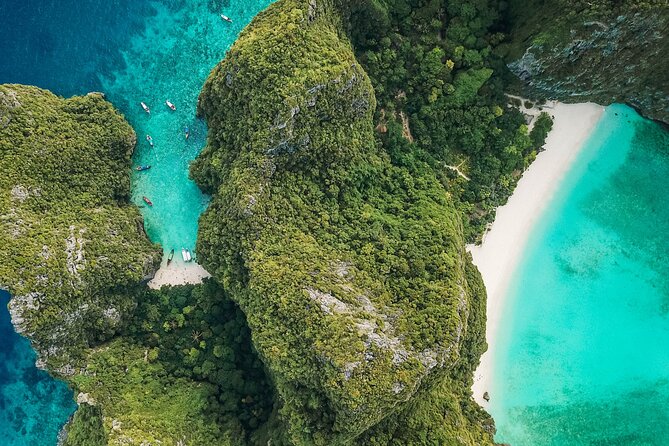 Phi Phi + James Bond islands Full day - Combo - James Bond Island: Famous Rocks, Photo Timing, and Crowd Reality