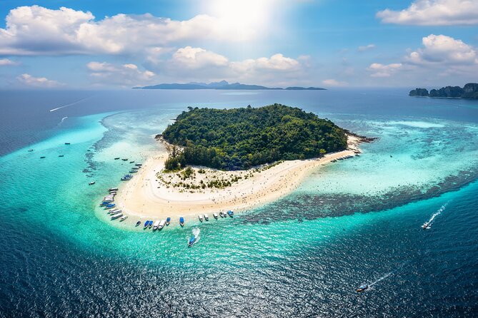 Phi Phi + James Bond islands Full day - Combo - Bamboo Island: Long Sand Stretch Plus Snorkeling With Gear Included