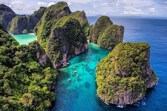 Phi Phi & Khai Islands Snorkeling Trip w/ Lunch and Fins by Speedboat - Ko Phi Phi Le lunch on Phi Phi Don, where the buffer time helps