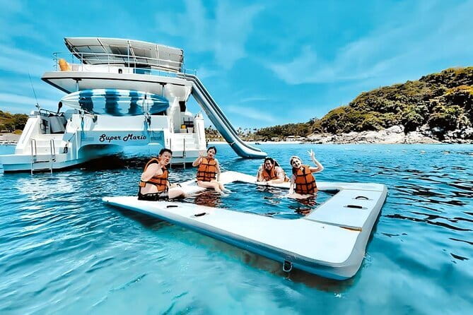 Phi Phi Maya and Maithon by Indigo Luxury Catamaran in Phuket - Maya Bay beach time: one hour to use wisely
