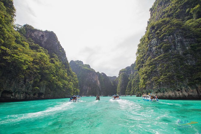 PHI PHI & MAYA & BAMBOO Premium Catamaran Max 28 pax - Who this tour suits best