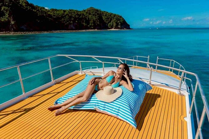 PhiPhi Maya Bay, Maiton island with Sunset by luxury Catamaran - Maiton Private Island (about 40 minutes): calmer reefs and that last water hit