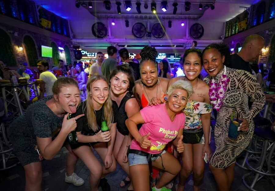 Phuket: Bar Crawl Tour - The exact flow: meeting at Heroes Bar and moving through Patong