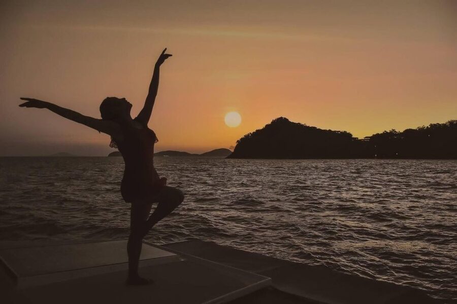 Phuket: Coral Island & Sunset Dinner by Sailing Catamaran - Comfort, gear, and what to bring (so the day feels easy)