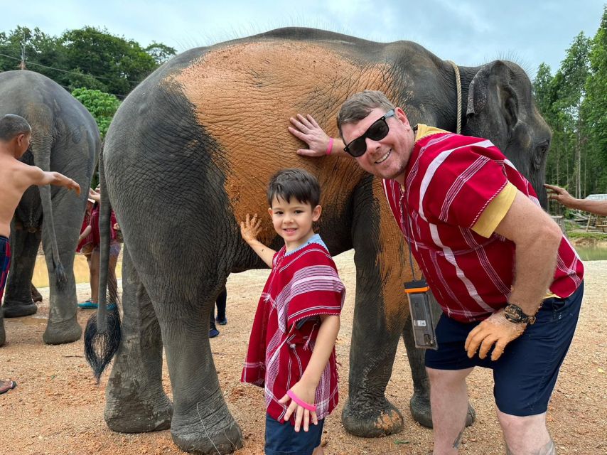 Phuket: Elephant Experience with Lunch or Dinner and Pickup - Karen tie-dye on a small cloth: a souvenir you’ll actually keep