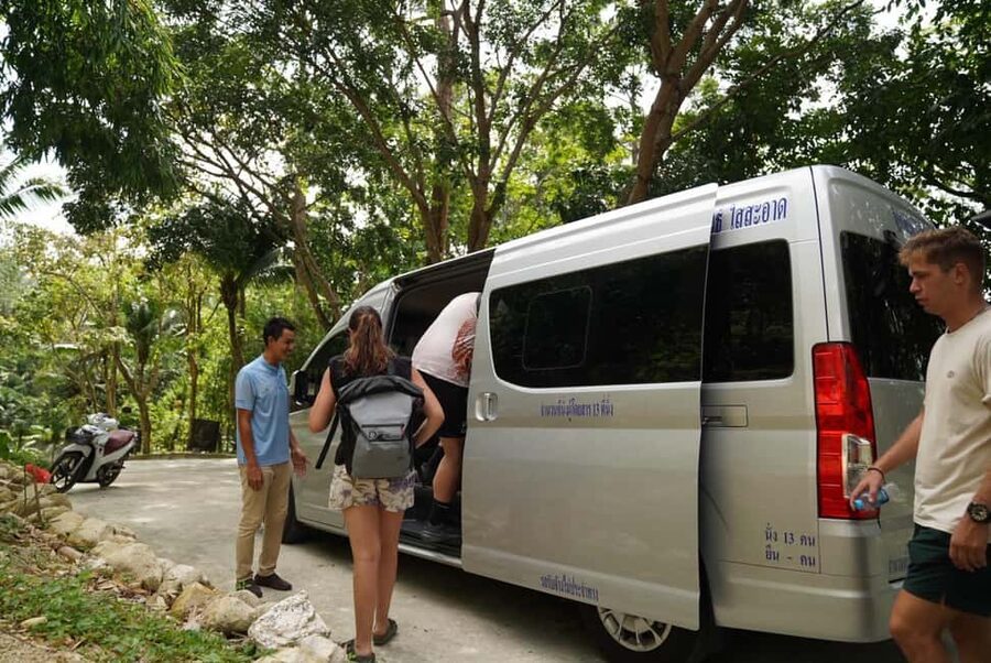 Phuket: Elephant Sanctuary Guided Tour with Hotel Transfers - The 1-Hour Sanctuary Visit: Feeding, Photos, and a Jungle Walk