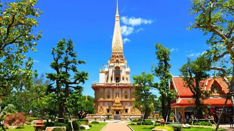 Phuket: Full Day City Tour with Night Market - Big Buddha might be closed, so plan for a flexible finale