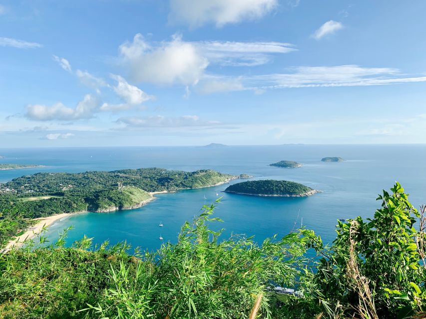 Phuket: Half-Day City Highlights and Viewpoints Group Tour - What to wear and bring in Phuket heat and temple areas