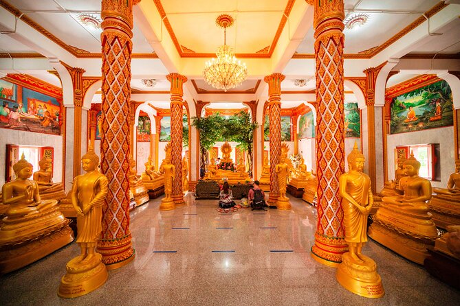 Phuket: Half-Day Highlights Tour - Wat Chalong (Chaithararam Temple): glistering pagoda and Cham Abbot devotion