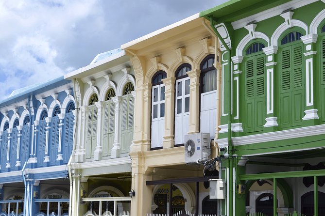 Phuket Introduction City Sightseeing Tour - Group Size, Pickup, and Coach Comfort