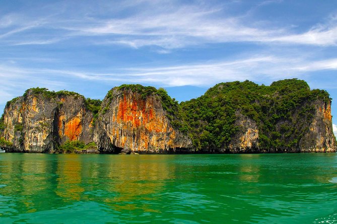 Phuket: James Bond Island by Premium Speedboat with Lunch - Ko Panyi Buffet Lunch and Stilt Village Walk: Food With a View