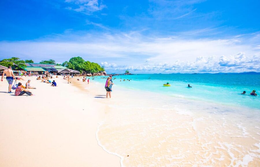 Phuket: Khai Islands Premium Full Day Excursion - CoCo Chill Beach bar safety briefing, with practical checks