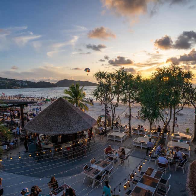 Phuket: Kudo Beach Club Entry with Set Menu - Entertainment and the day-to-night flow