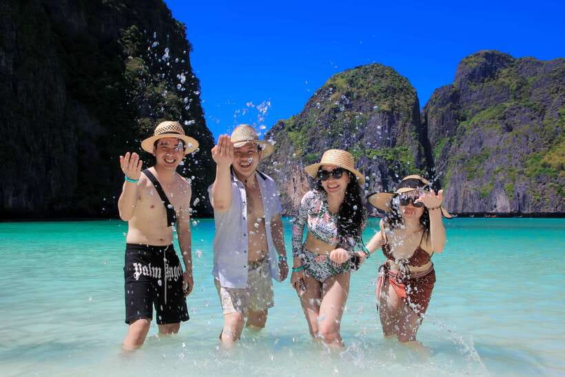 Phuket: PhiPhi, Maya Bay & Khai Island Day Tour with Lunch - The speedboat ride: expect speed, plan for wet