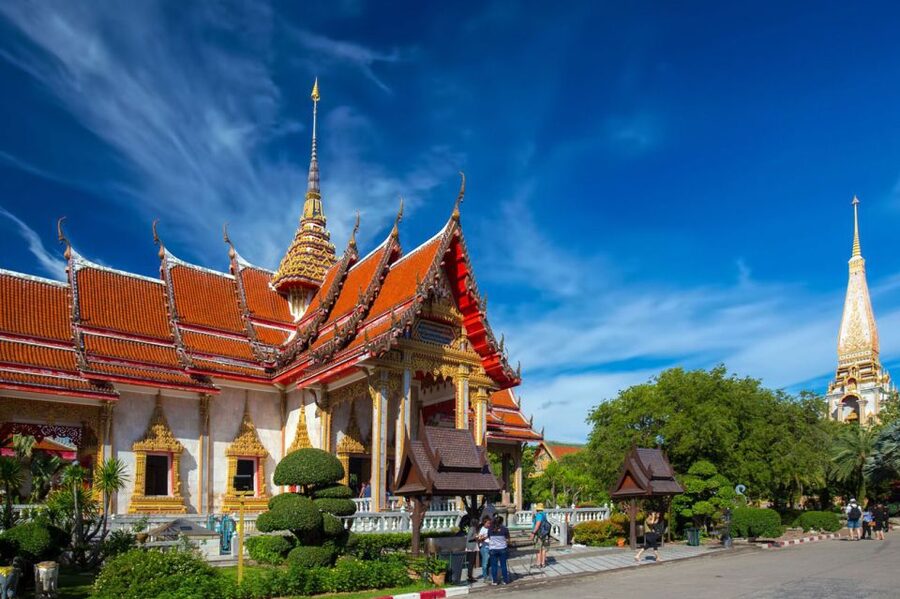Phuket: Premium Landmark City and Sightseeing Tour - Getting Picked Up Around Phuket Without the Hassle
