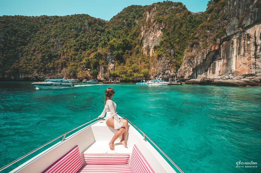 Phuket: Speedboat Day Trip to Phi Phi and Maya Bay - Ko Phi Phi Le: the 6-hour anchor stop for snorkeling and limestone scenery