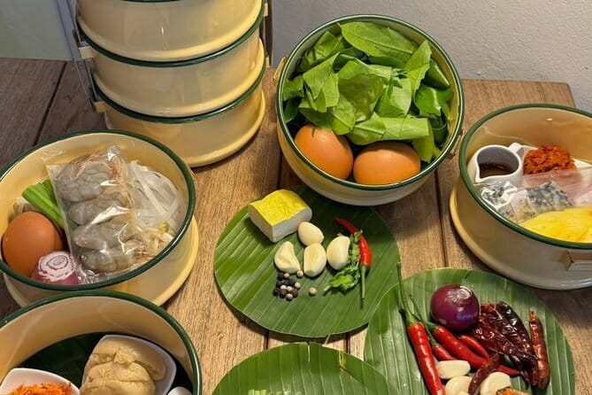 Phuketian Cooking Class With Market Tour - Chef Be’s hands-on cooking class: from ingredients to dishes
