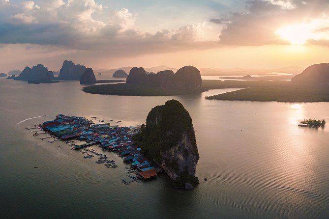 PREMIUM James Bond & Phang Nga bay & 2 Canoes - James Bond Island: photos, photos, then a focused shoreline look