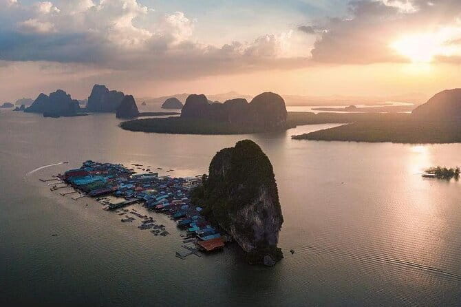 Private Hong Krabi & James Bond Islands Adventure by Speedboat - James Bond Island without the chaos mindset