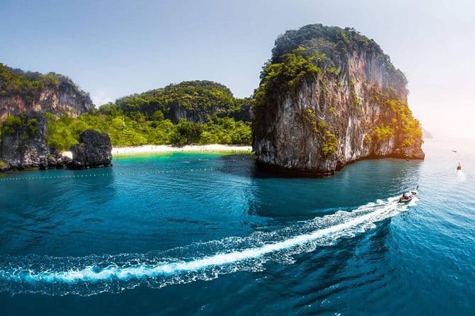 Private Hong Krabi & James Bond Islands Adventure by Speedboat - Price and value: what you really pay for in a group of up to 12