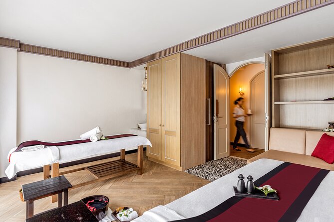 Private Royal Siam Thai Package with Thai Massage in Phuket - Meeting at Avista Grande Karon and how the private setup feels