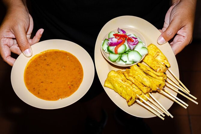 Southern Flavors Phuket Food Tour with 15+ Tastings - Guides like Lucky, Cat, Gigi, and Tom, and what their explanations add