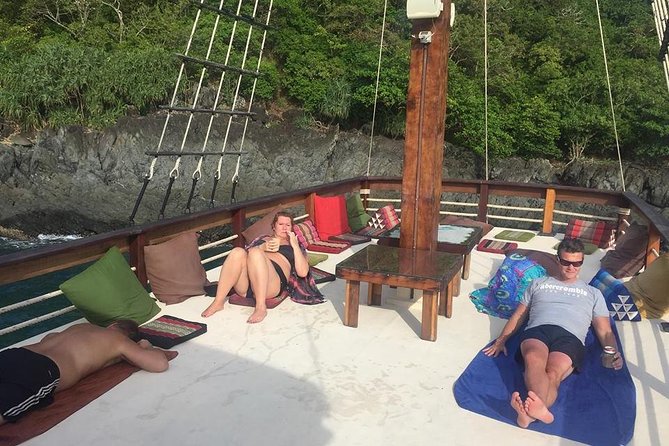 Sun & Sunset Dinner Cruise - Combine the best of both worlds - Crew and safety: attentive service, clear briefings, and smooth running