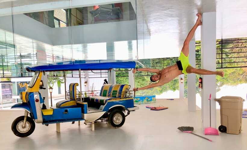 The Upside Down House: Phuket’s Must-See Attraction - Timing, Tickets, and Small Rules That Actually Matter